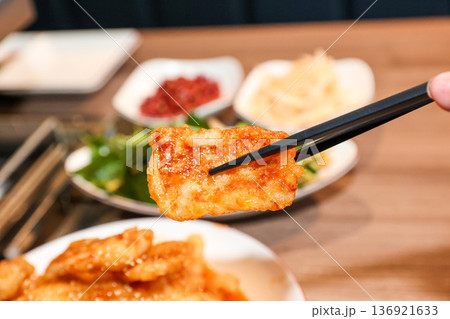 Sweet and Sour Pork (Tangsuyuk) Sweet and Sour Pork (Tangsuyuk) 136921633