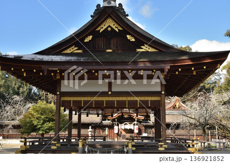 冬の平野神社 拝殿(京都市北区) 冬の平野神社 拝殿(京都市北区) 136921852