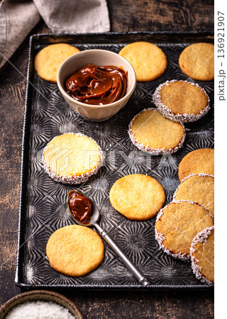 Alfajores, traditional Spanish sandwich cookies 136921907