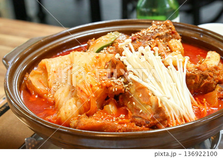 Braised Kimchi With Soft Pork Braised Kimchi With Soft Pork 136922100