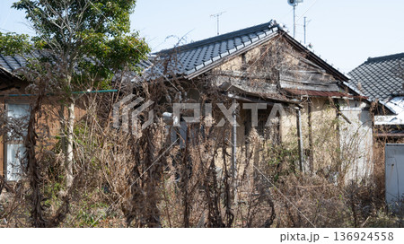 日本の岡山県牛窓の古くてとても美しい建物 日本の岡山県牛窓の古くてとても美しい建物 136924558