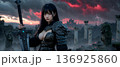 大剣を持つ黒髪の美少女　A beautiful black-haired girl holding  136925860