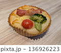 焼き立てのおいしいパン 136926223