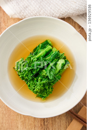 春の味覚 菜の花のおひたし 春の味覚 菜の花のおひたし 136929586