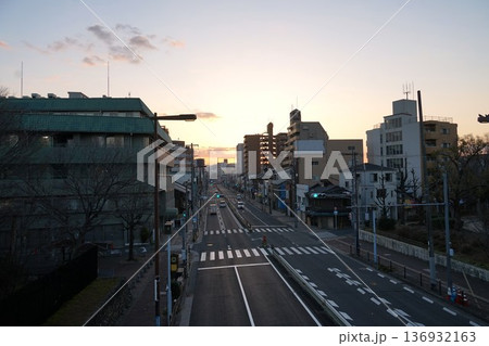 夜明けの勝山通りの風景 夜明けの勝山通りの風景 136932163