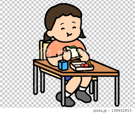 ランチタイム 机でサンドイッチを食べるアジア人の女の子 ランチタイム 机でサンドイッチを食べるアジア人の女の子 136932653