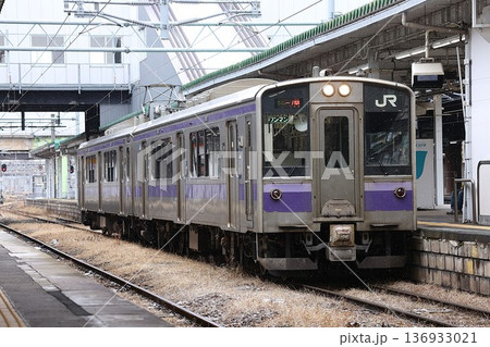 【JR東日本】701系1000番台（東北本線：盛岡駅） 136933021
