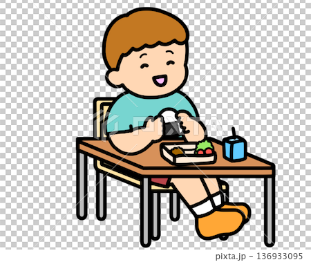 学校生活 おにぎりを食べる茶髪の男の子 学校生活 おにぎりを食べる茶髪の男の子 136933095