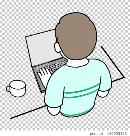 自宅でノートパソコンで作業をする男性 自宅でノートパソコンで作業をする男性 136935326