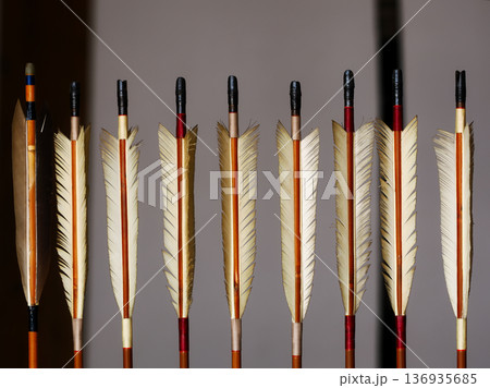 和弓の矢羽根 136935685