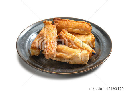 和菓子の手作り揚げ餅 和菓子の手作り揚げ餅 136935964