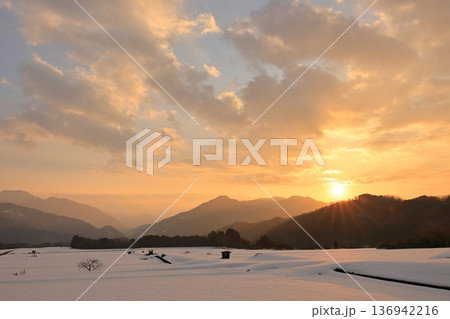 貝田の棚田の雪景色 14 貝田の棚田の雪景色 14 136942216