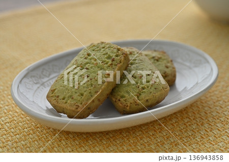ザクザク玄米クッキー ザクザク玄米クッキー 136943858