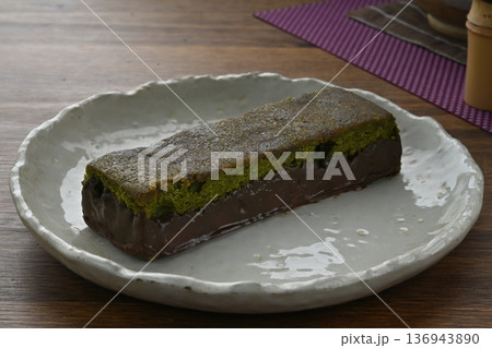 濃厚宇治抹茶ブラウニー 136943890