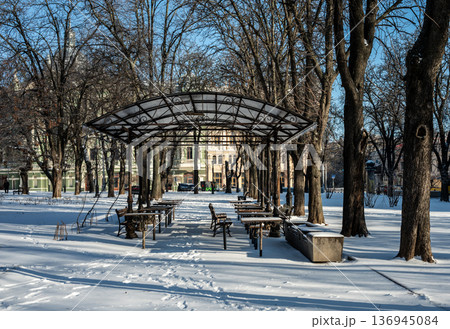 Snowy winter cityscape of UNESCO historic center of Odessa, Ukraine 136945084