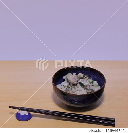 牡蠣の炊き込みご飯 牡蠣の炊き込みご飯 136946742