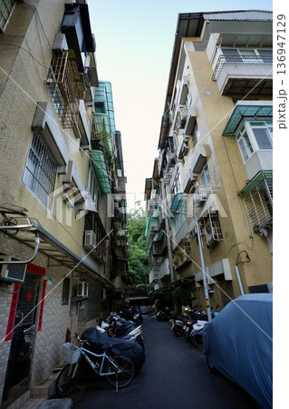 台湾・台北市の街並み（台湾・台北市） 136947129