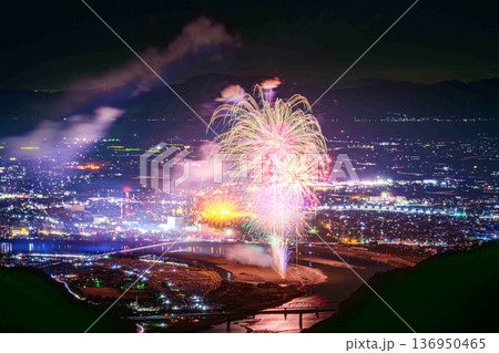 天空の特等席。あの夜の感動を、永遠の一枚に。八代全国花火競技大会(さかもと八竜天文台) 136950465