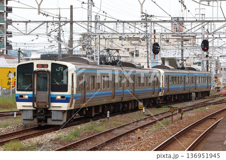 ［JR-V］伯備線213系（4両編成：岡山⇔新見） 136951945