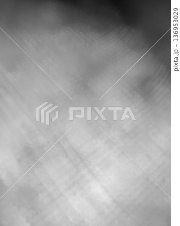 抽象的なグレーのぼかしテクスチャ・背景素材（モノクロ・グランジ）縦 136953029