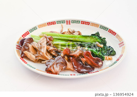 ターサイとキクラゲと舞茸のあんかけ ターサイとキクラゲと舞茸のあんかけ 136954924