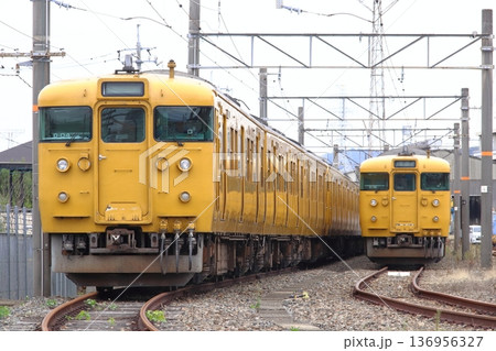 岡山エリア:山陽本線115系電車(廃車前提の隔離) 岡山エリア:山陽本線115系電車(廃車前提の隔離) 136956327