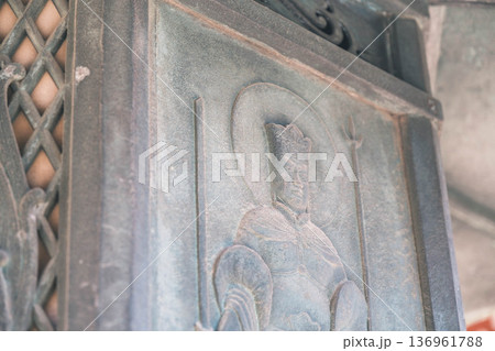 [四天王寺]大阪を代表する歴史深いお寺の美しい風景 136961788