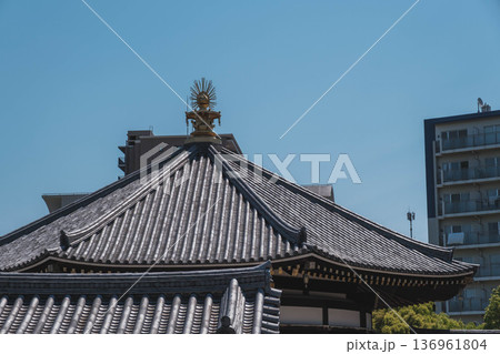 [四天王寺]大阪を代表する歴史深いお寺の美しい風景 136961804