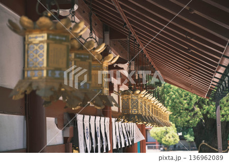 [四天王寺]大阪を代表する歴史深いお寺の美しい風景 136962089