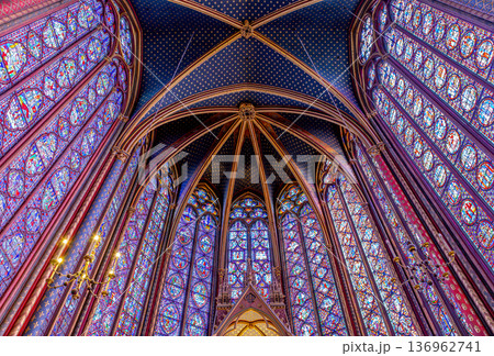 sainte-chapelle stained glasses windows, Paris, France sainte-chapelle stained glasses windows, Paris, France 136962741