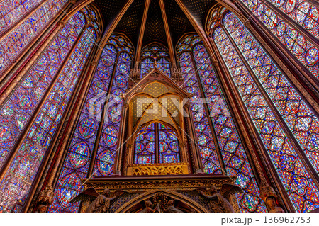 sainte-chapelle stained glasses windows, Paris, France sainte-chapelle stained glasses windows, Paris, France 136962753