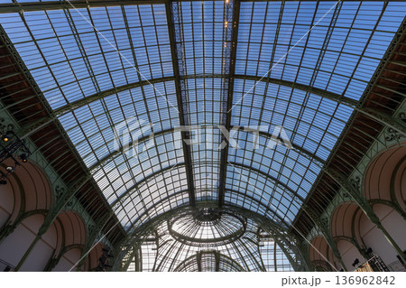 Grand Palais, canopy dome, Paris, France Grand Palais, canopy dome, Paris, France 136962842