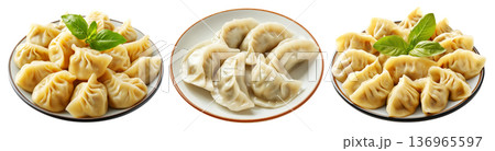 Steamed mandu dumplings placed in circular pattern on ceramic plate, isolated on white transparent background 136965597