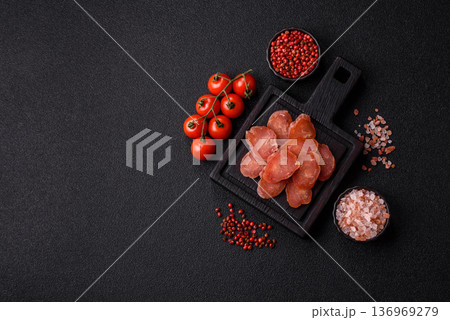 Sliced smoked dry sausage made from turkey or pork for sandwiches. Sliced smoked sausage Sliced smoked dry sausage made from turkey or pork for sandwiches. Sliced smoked sausage 136969279