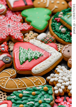 Christmas gingerbread cookies, sweet winter ginger cookies with ornament. Christmas gingerbread Christmas gingerbread cookies, sweet winter ginger cookies with ornament. Christmas gingerbread 136970381