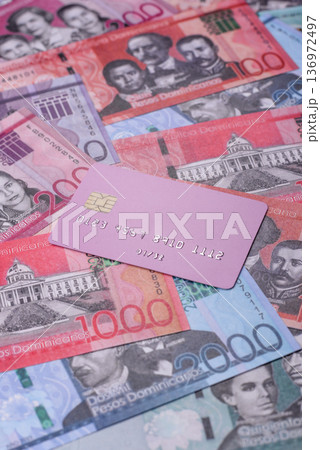 A credit card for contactless cashless payments via a terminal or online. A credit card 136972497