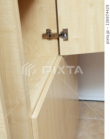 Wardrobe cabinets 136974429