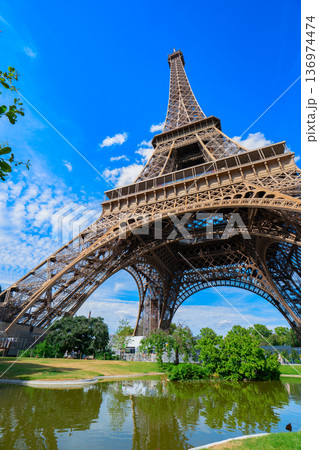 eiffel tour and Paris cityscape 136974474