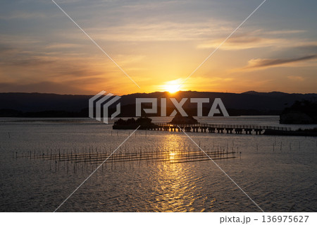松川浦夕景 136975627