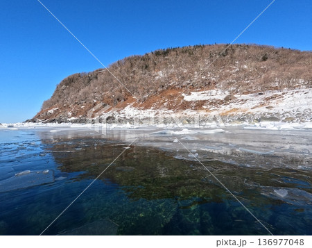 流氷の海 流氷の海 136977048
