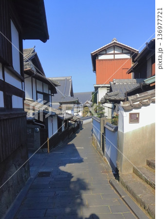 二王座歴史の道（切通し・臼杵市・縦構図） 136977721