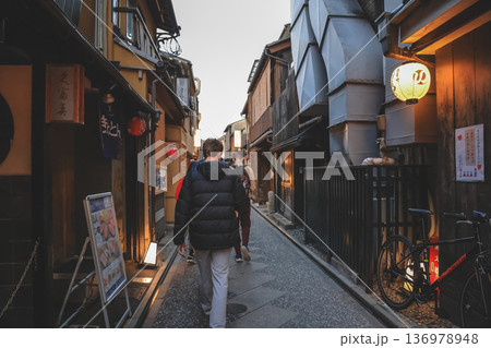 Narrow Lantern Lit Ponto cho Alley in Historic Kyoto Nov 26 2025 Narrow Lantern Lit Ponto cho Alley in Historic Kyoto Nov 26 2025 136978948