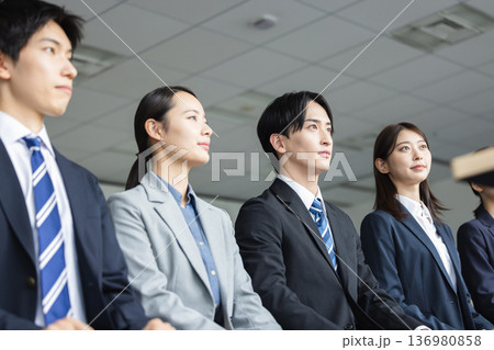 集団面接 就職活動 集団面接 就職活動 136980858