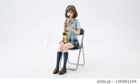 アルトサックスを吹く女子高生　フィギュア　CG 136981164