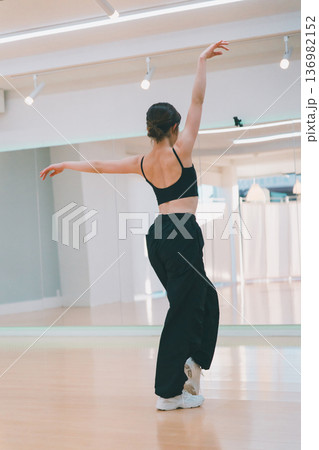 dance practice 136982152