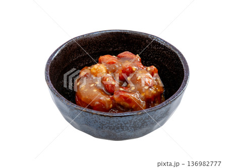 ピーナッツ味噌、和え物おかず【白背景・切り抜き】 136982777