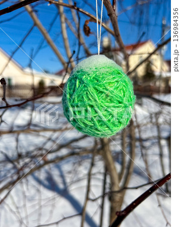 Ball of threads Ball of threads 136984356