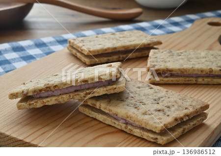 クリーム玄米ブラン　ブルーベリー 136986512