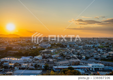 豊橋市の街並み(愛知県) 136987106