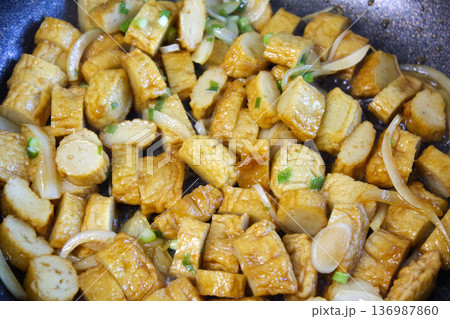 Stir-fried fish cake is one of the Korean side dishes. 136987860